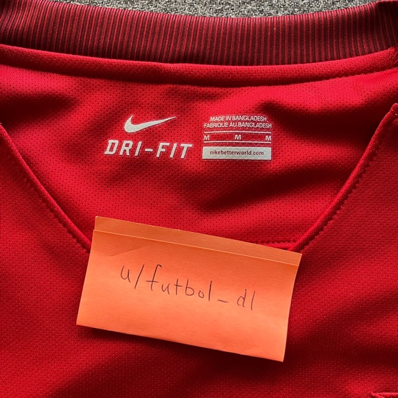 Nike Portugal Home 2018 Kit/Jersey - Picture 4 of 10